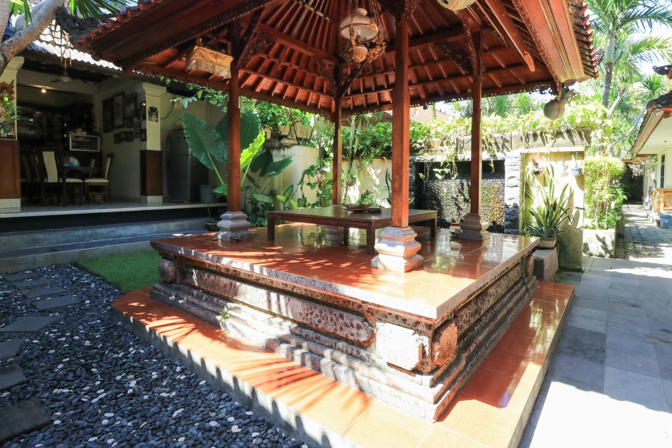 Sari Indah Cottages Kuta  Exterior photo