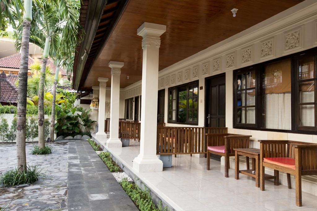 Sari Indah Cottages Kuta  Exterior photo